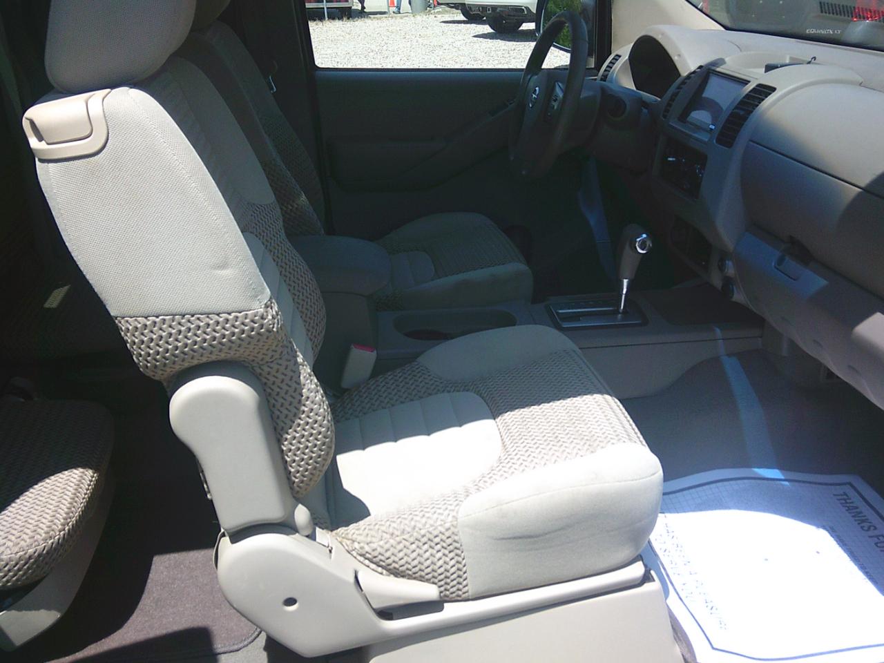 Nissan Frontier 4WD SE Crew Cab V6 Auto 2008