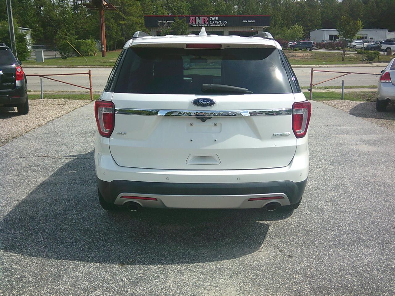 Ford Explorer XLT FWD 2016