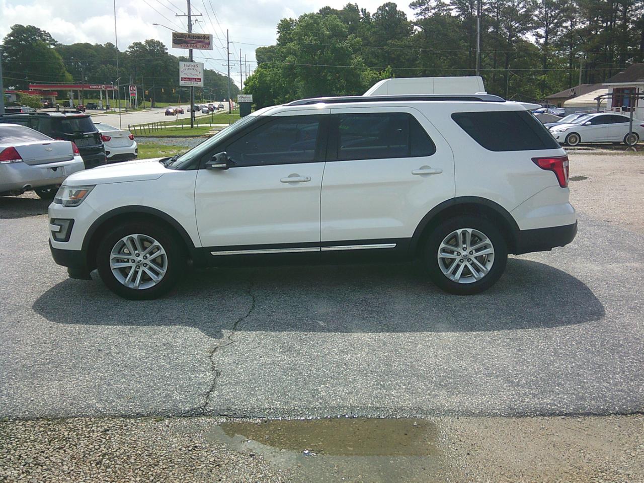 Ford Explorer XLT FWD 2016