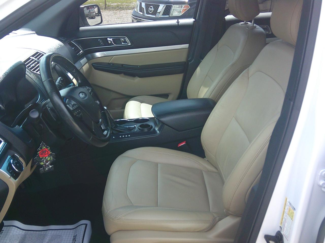 Ford Explorer XLT FWD 2016