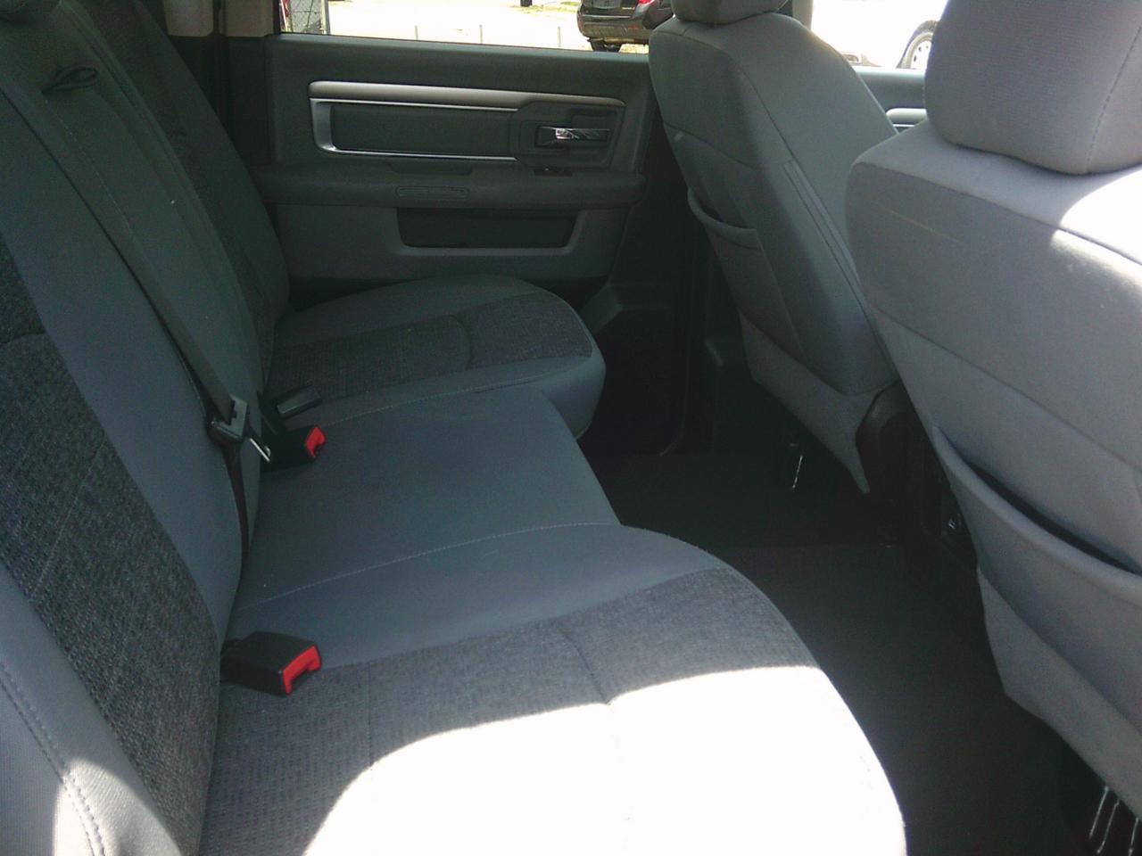 Dodge Ram 1500 SLT  2016