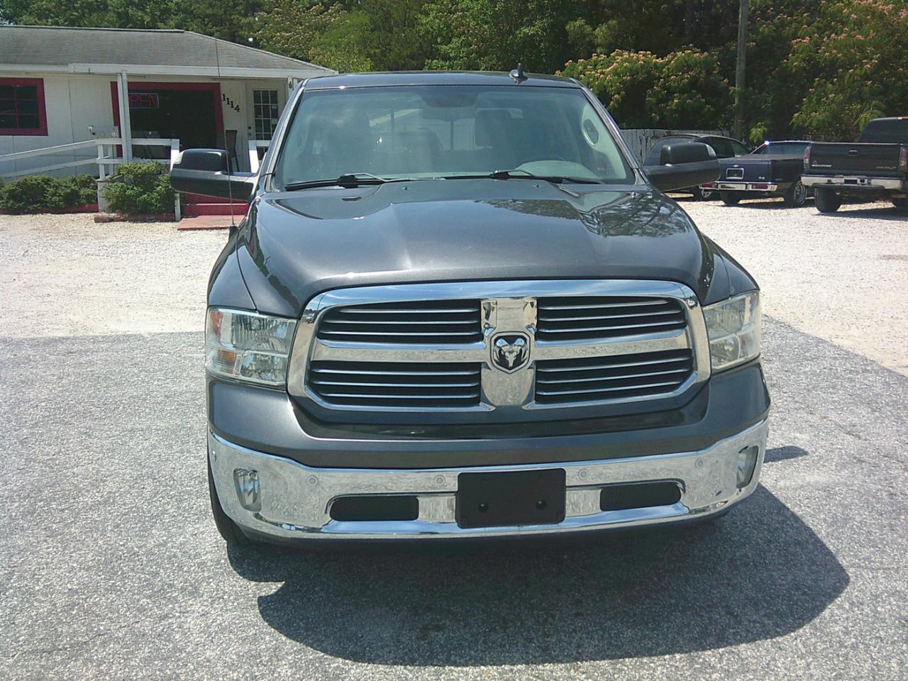Dodge Ram 1500 SLT  2016