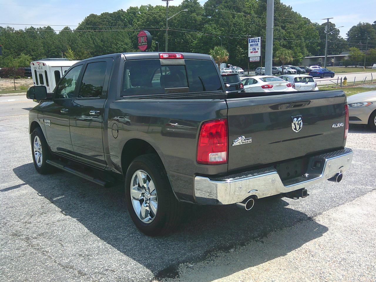 Dodge Ram 1500 SLT  2016