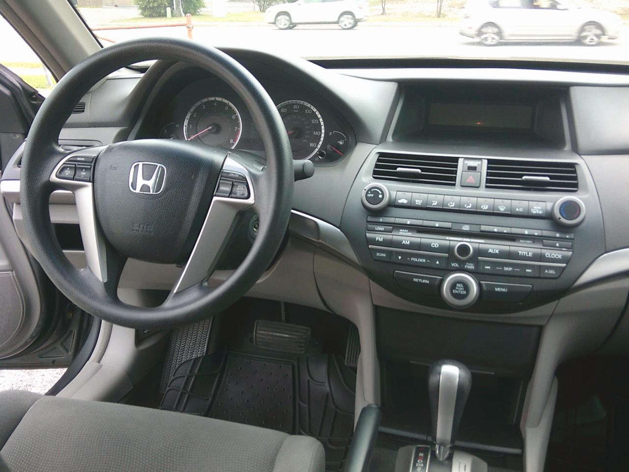 Honda Accord EX Sedan AT 2009