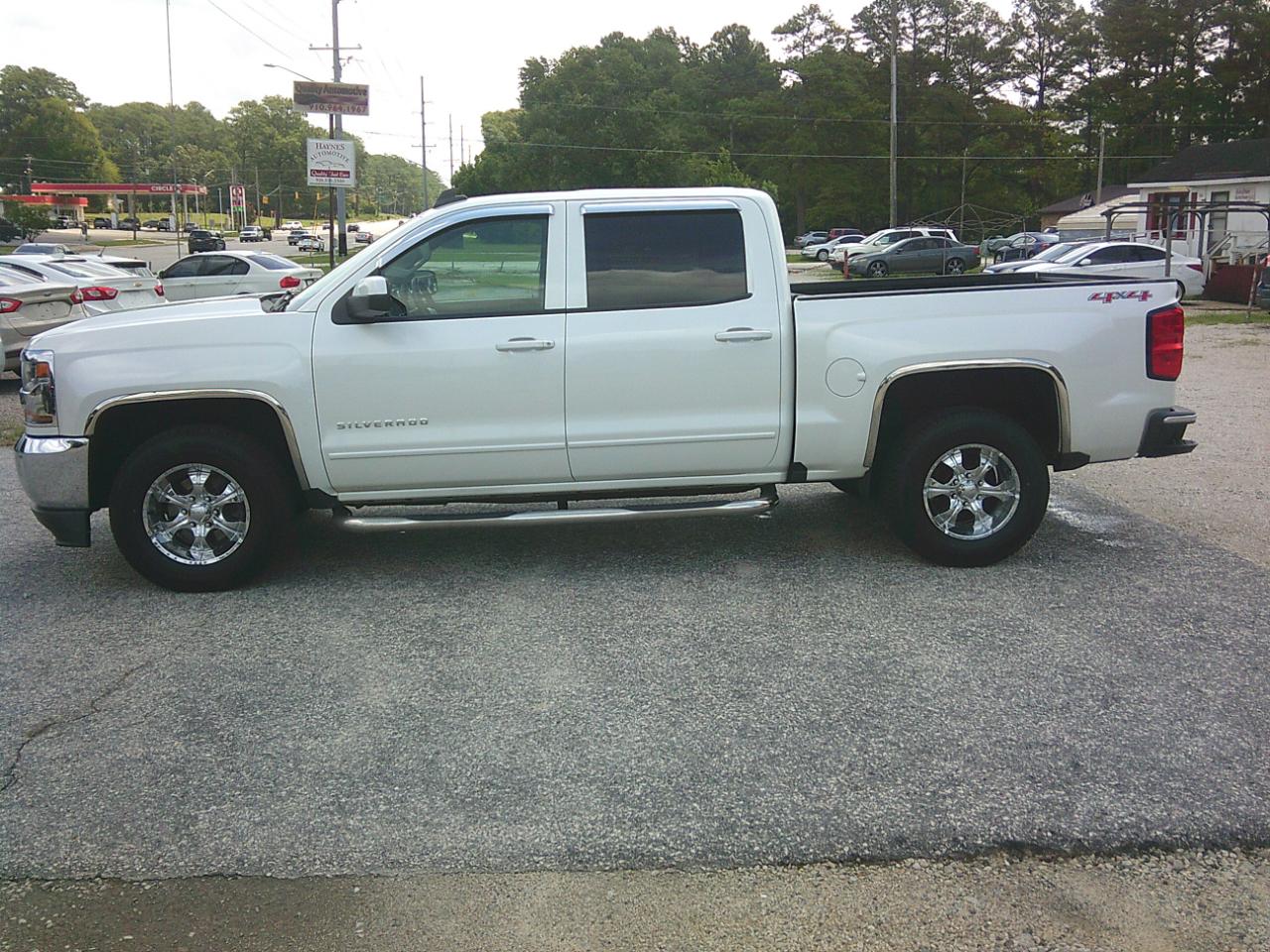 Chevrolet Silverado 1500 LT Crew Cab 4WD 2017