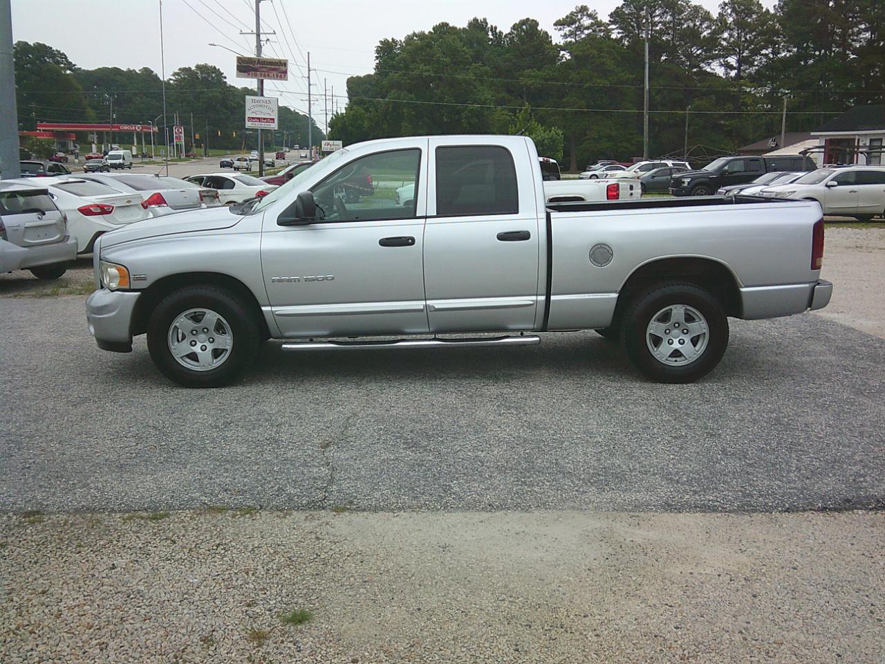 Dodge Ram 1500 SLT Quad Cab 2WD 2004