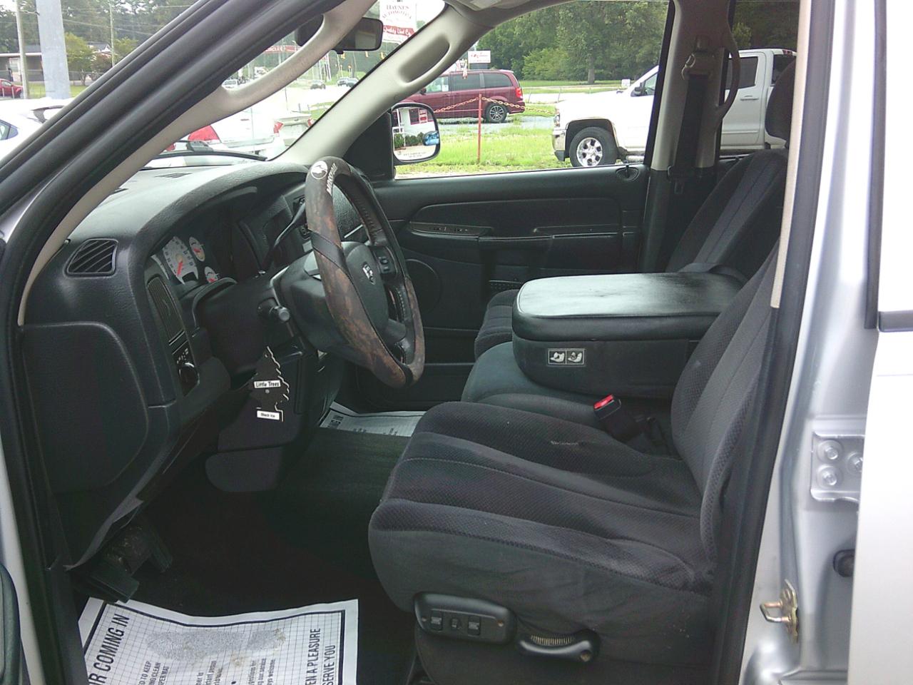 Dodge Ram 1500 SLT Quad Cab 2WD 2004