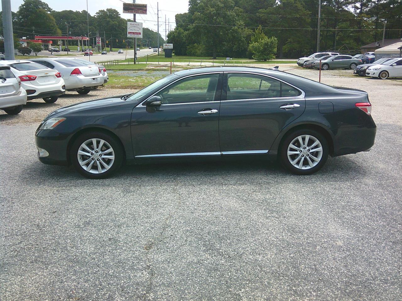 Lexus ES 350 Sedan 2010