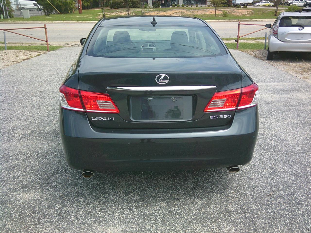 Lexus ES 350 Sedan 2010