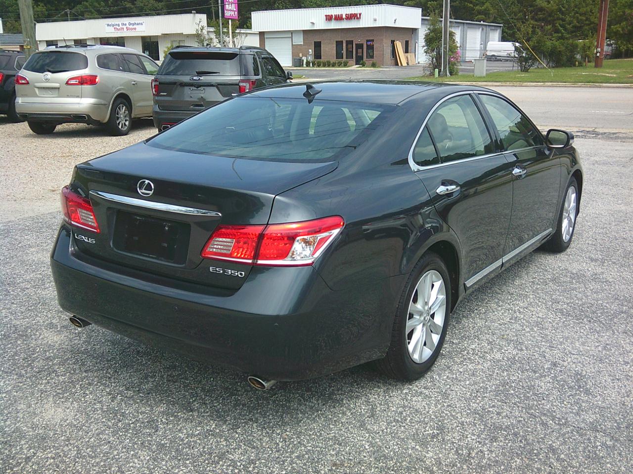 Lexus ES 350 Sedan 2010