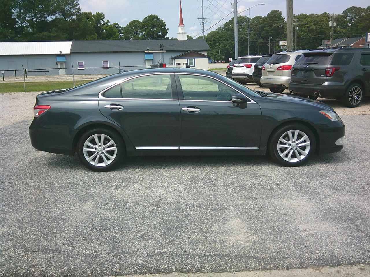 Lexus ES 350 Sedan 2010