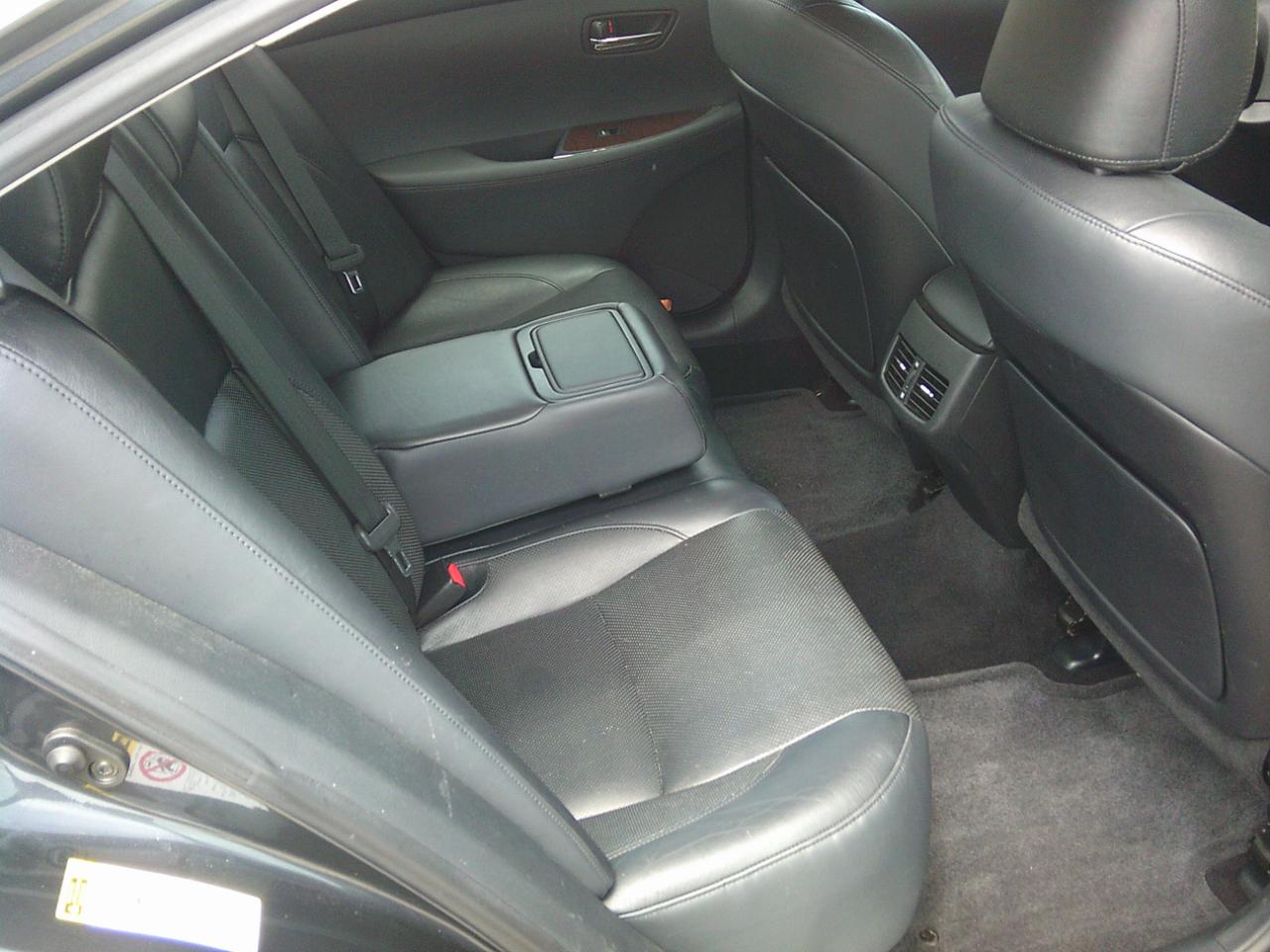 Lexus ES 350 Sedan 2010