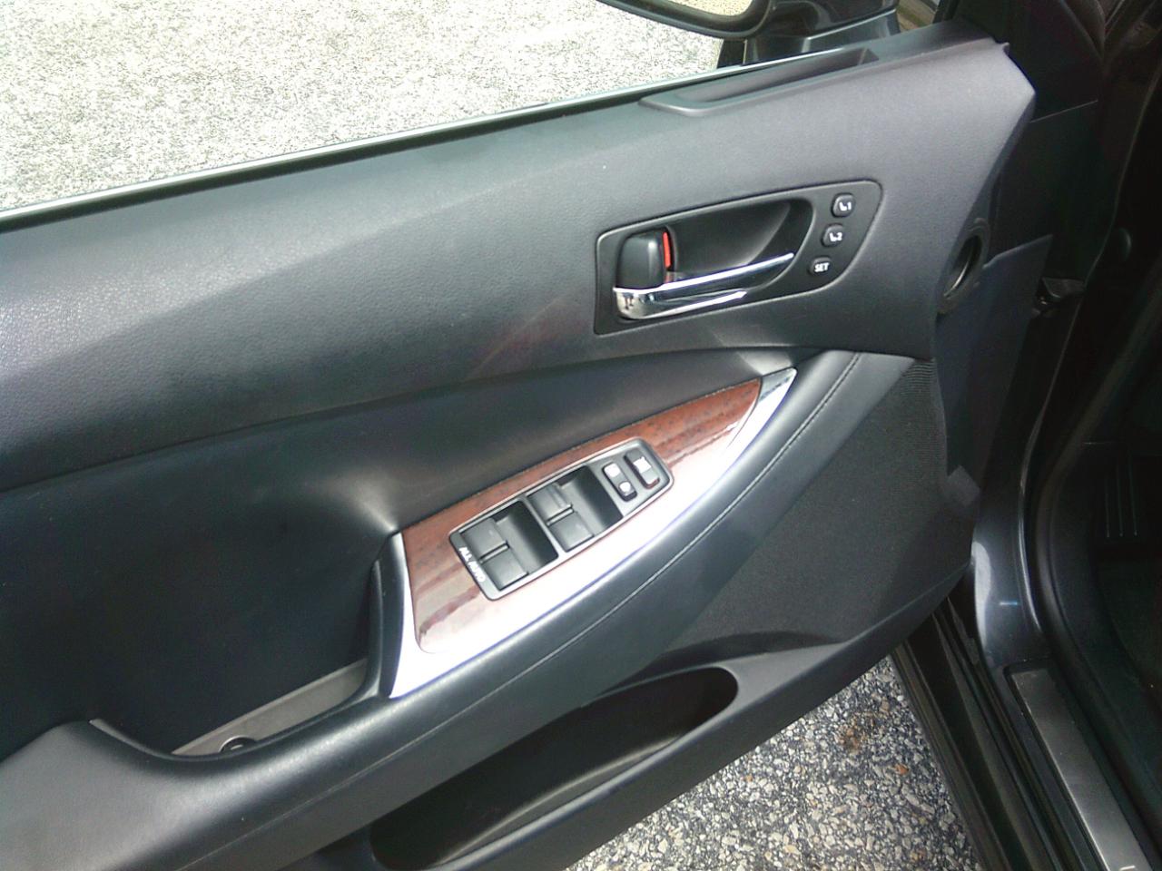 Lexus ES 350 Sedan 2010