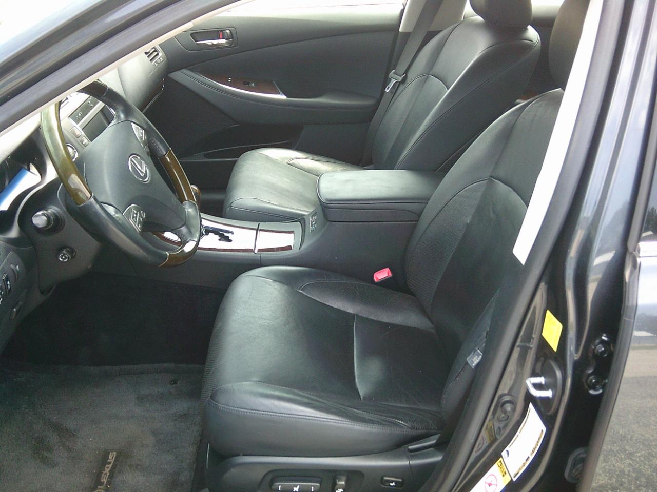 Lexus ES 350 Sedan 2010