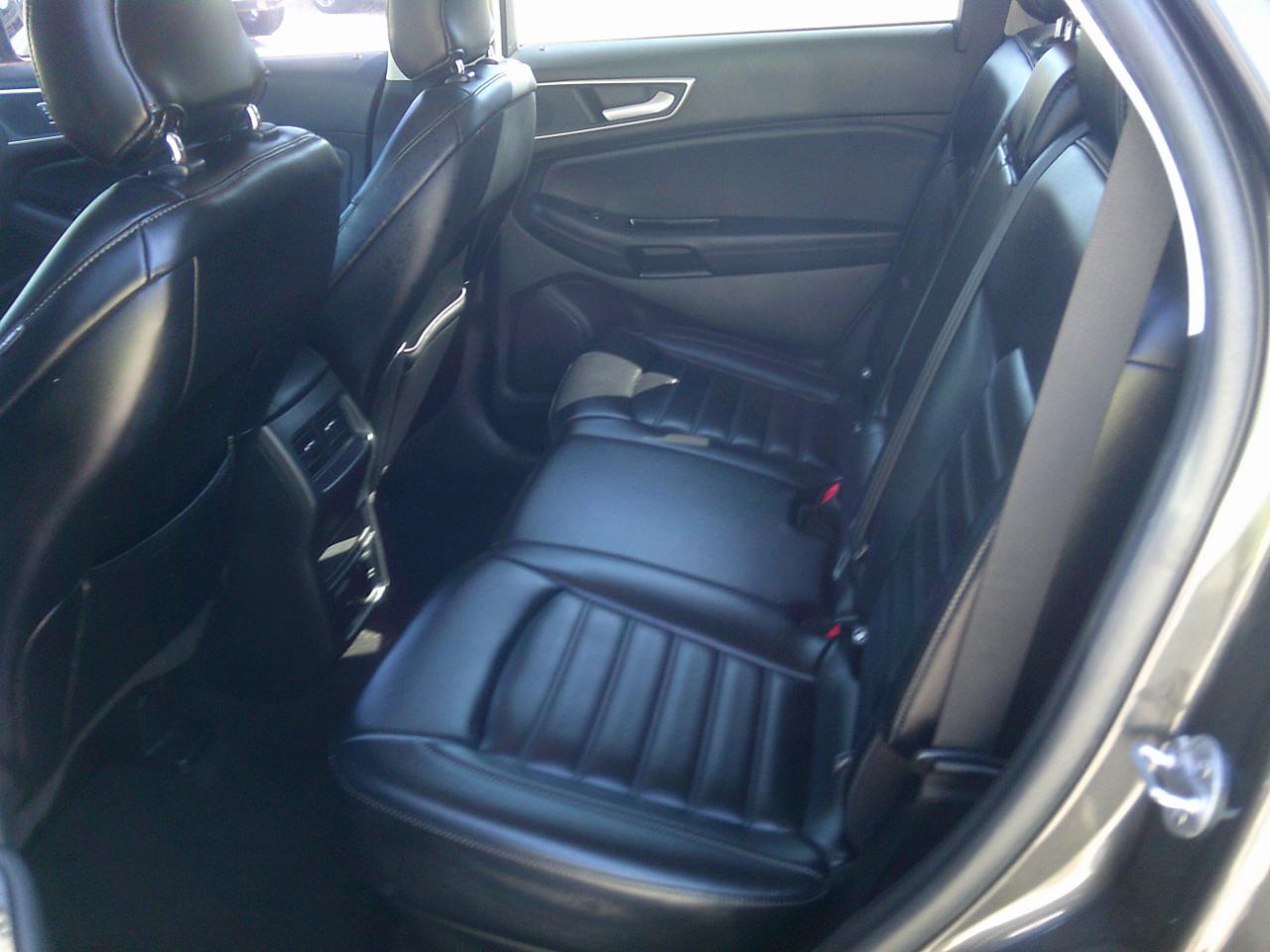 Ford Edge SEL FWD 2019
