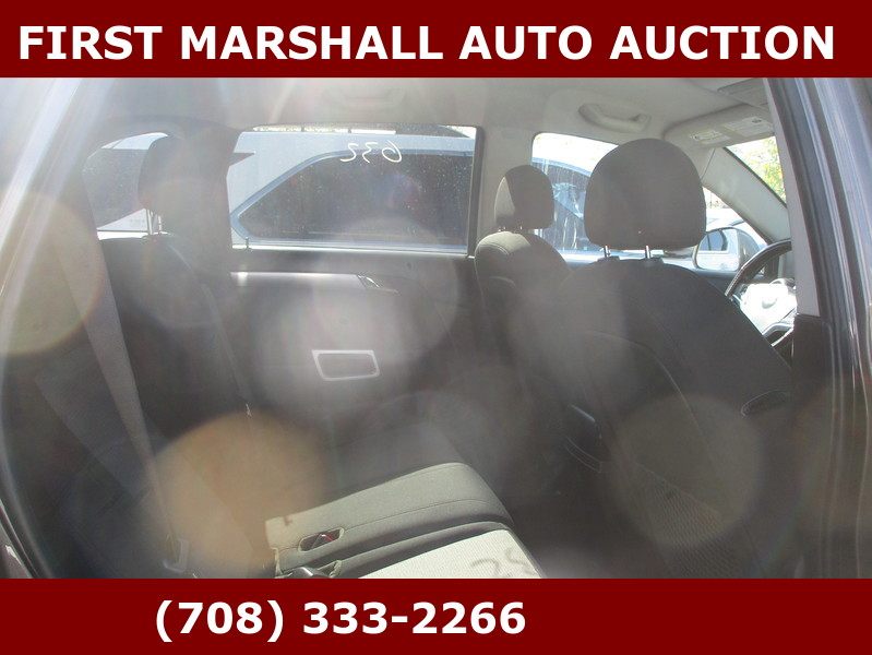 Chevrolet Captiva Sport Fleet FWD 4dr LS w/2LS 2012 Chevrolet Captiva Sport Fleet FWD 4dr LS w/2LS 2012