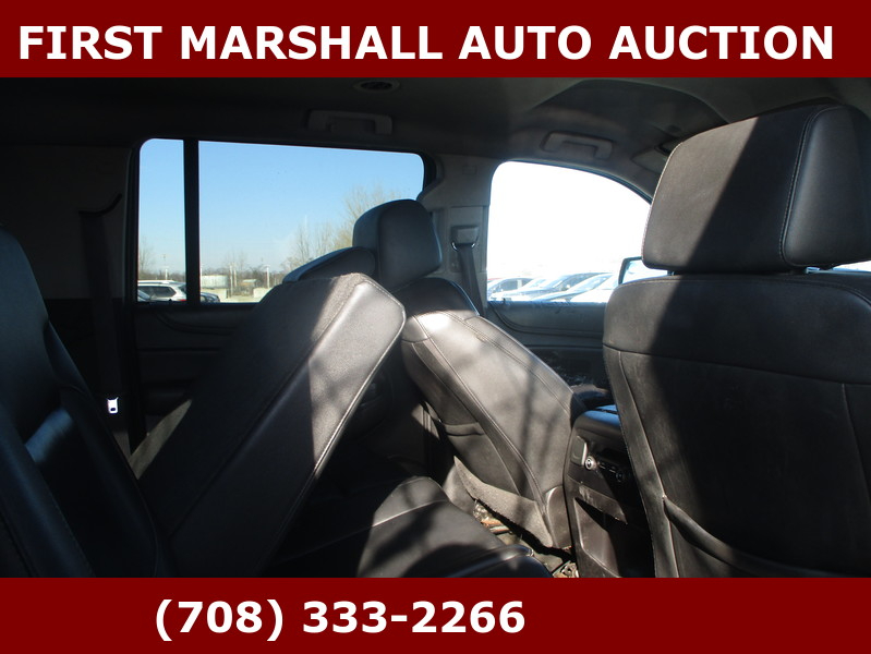 Chevrolet Suburban 1500 LT 2017