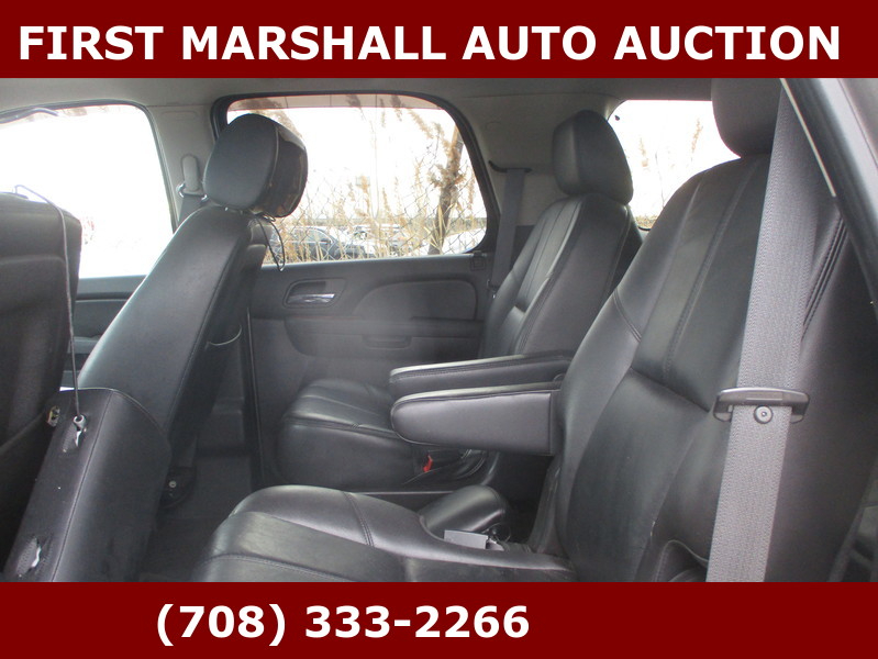 Chevrolet Tahoe  2012