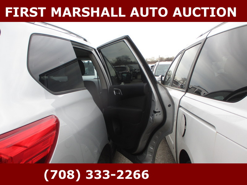 Nissan Pathfinder  2017