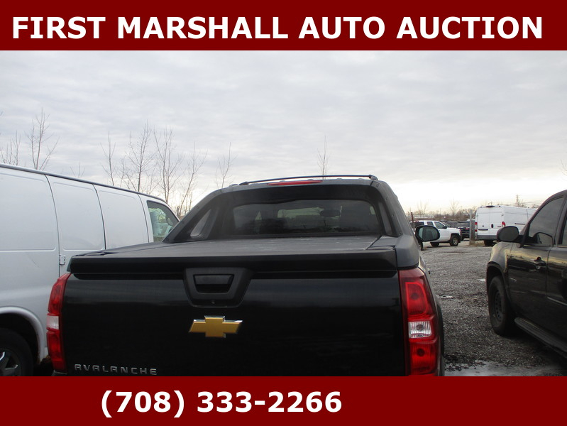 Chevrolet Avalanche  2011