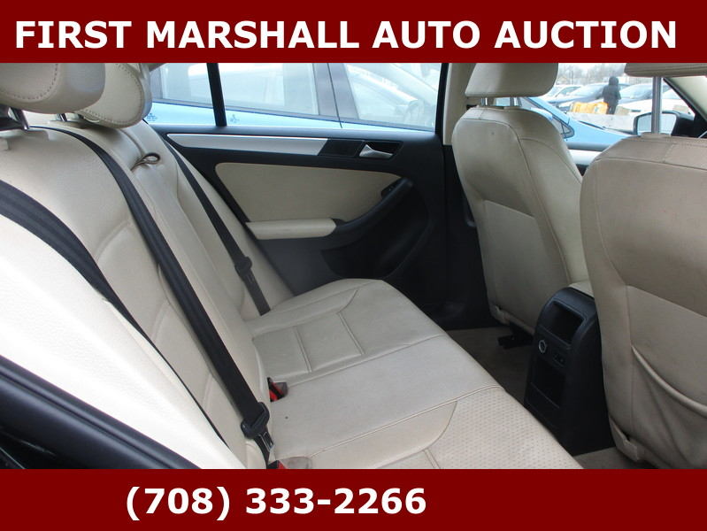 Volkswagen Jetta  2013