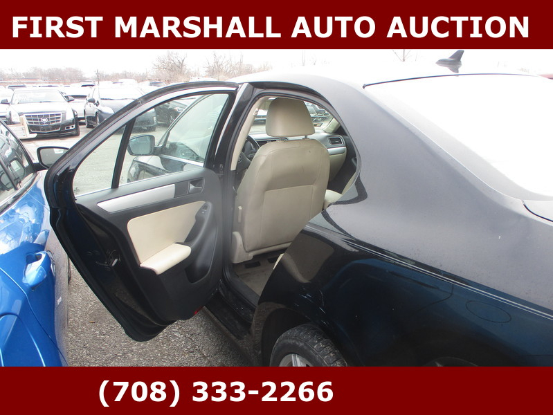 Volkswagen Jetta  2013