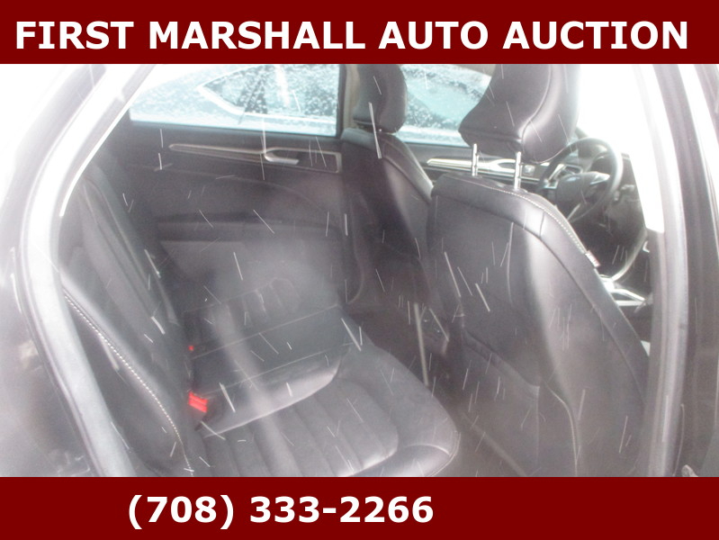 Ford Fusion SE FWD 2017