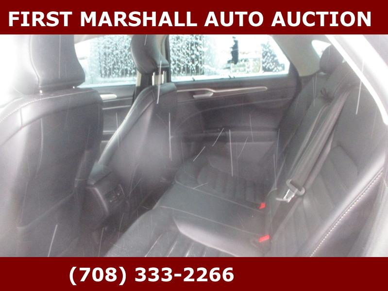 Ford Fusion SE FWD 2017