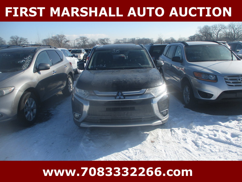 Mitsubishi Outlander  2016