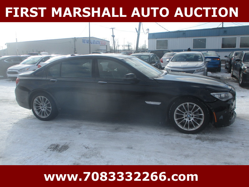 BMW 750i xDrive  2013