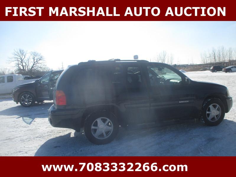 GMC Envoy  2003