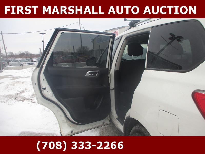 Nissan Pathfinder  2016