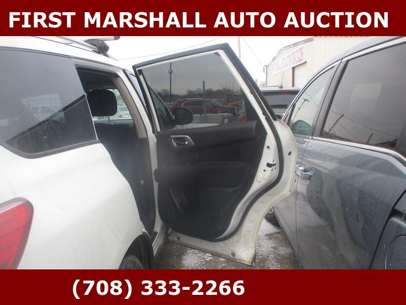 Nissan Pathfinder  2016