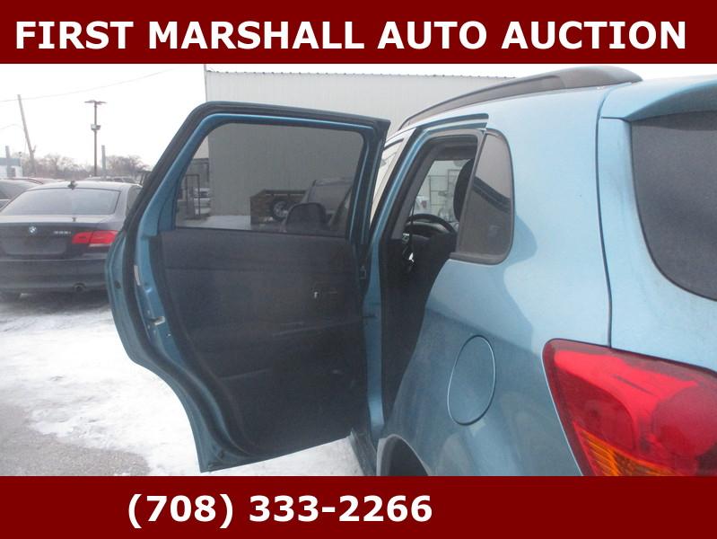 Mitsubishi Outlander  2011