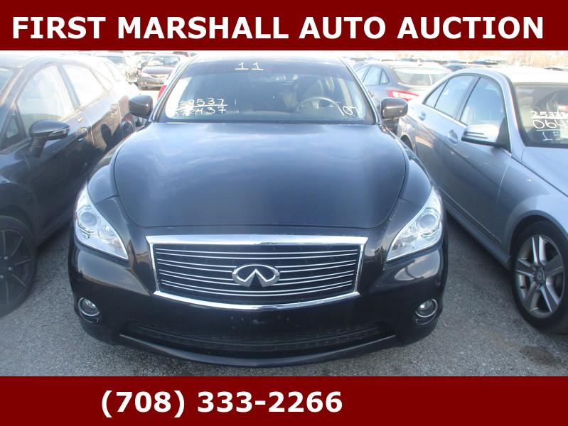 Infiniti M37  2011