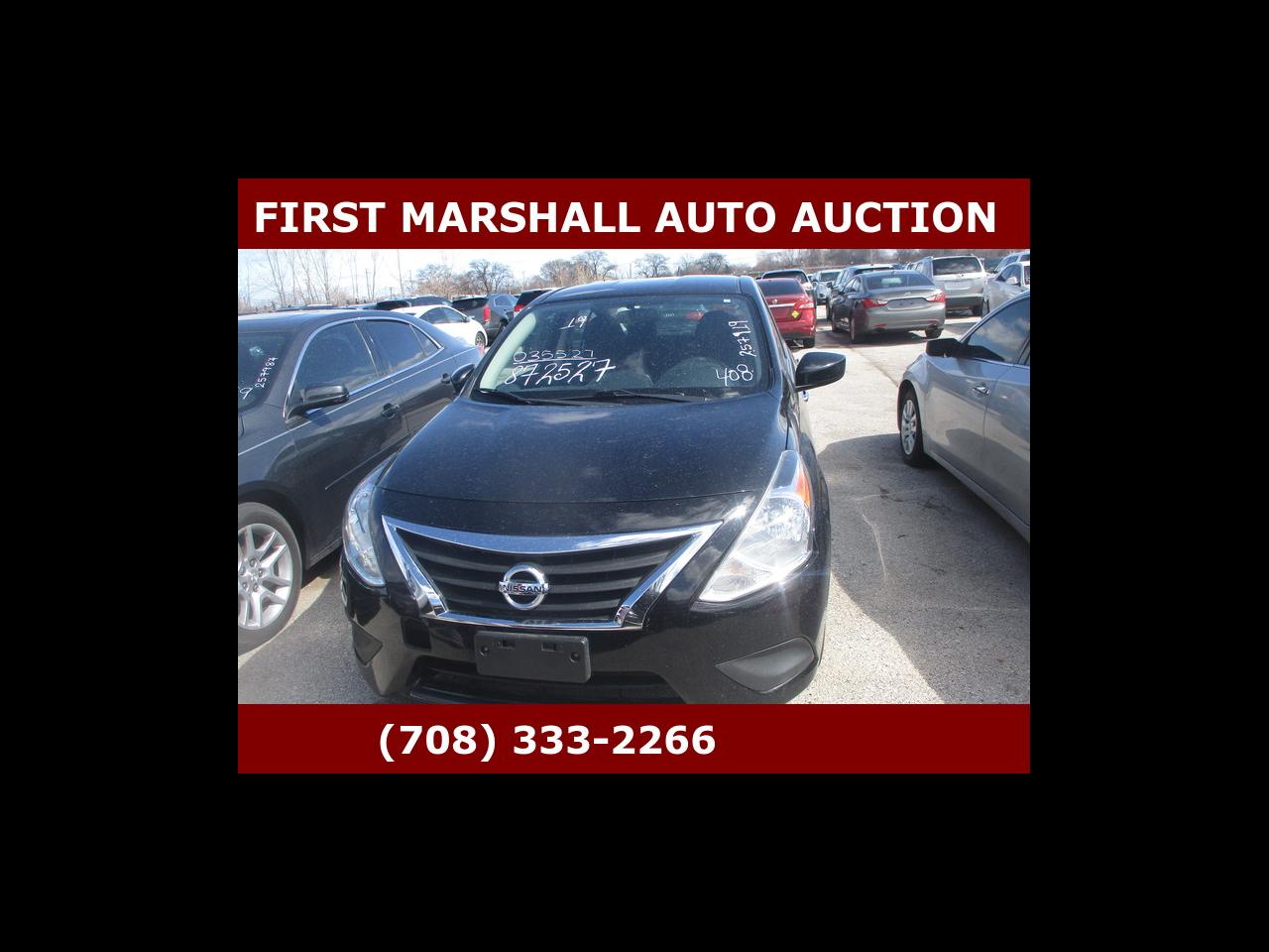 Nissan Versa Sedan SV CVT 2019