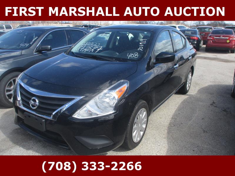 Nissan Versa Sedan SV CVT 2019