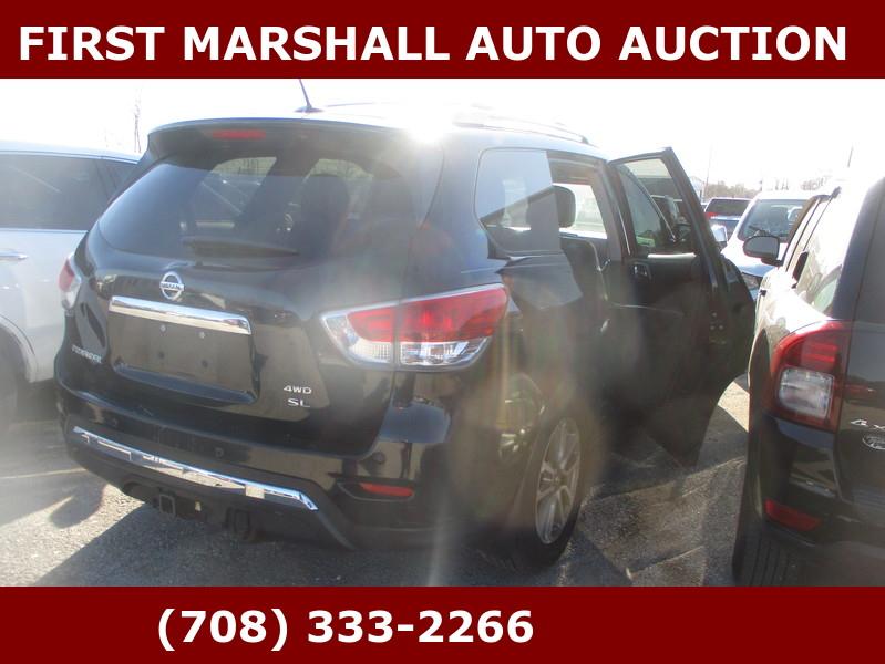 Nissan Pathfinder  2013