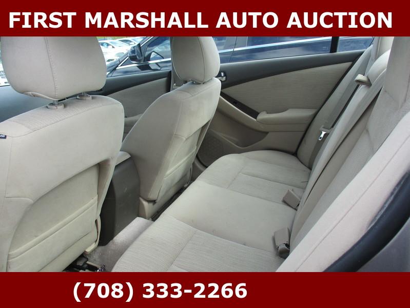 Nissan Altima  2012