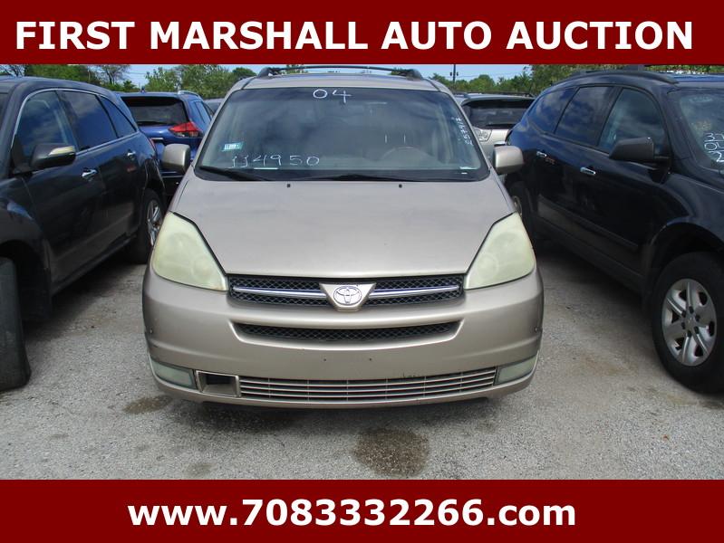 Toyota Sienna  2004