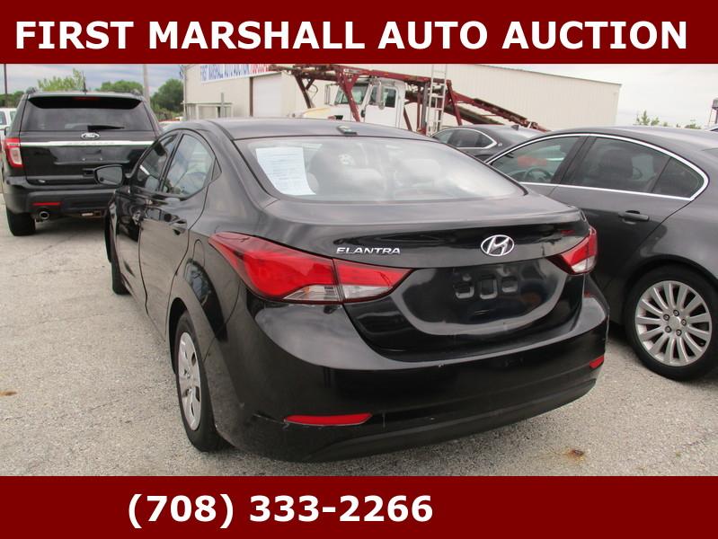 Hyundai Elantra  2016
