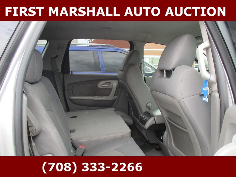 Chevrolet Traverse AWD 4dr LS 2010