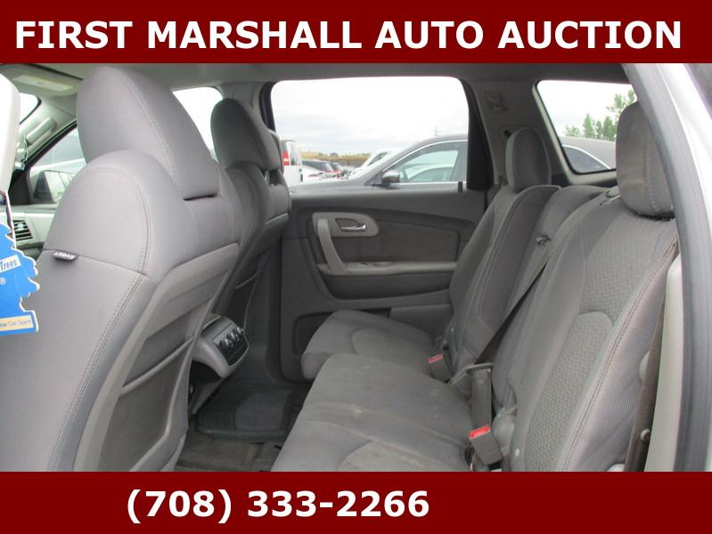 Chevrolet Traverse AWD 4dr LS 2010