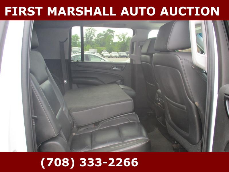 Chevrolet Suburban  2015