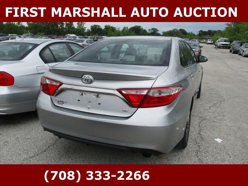 Toyota Camry  2015