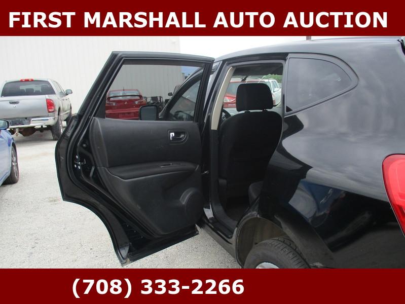 Nissan Rogue  2011
