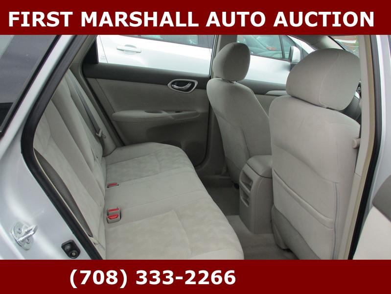 Nissan Sentra 4dr Sdn I4 CVT SV 2013