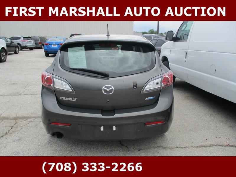 Mazda MAZDA3  2013