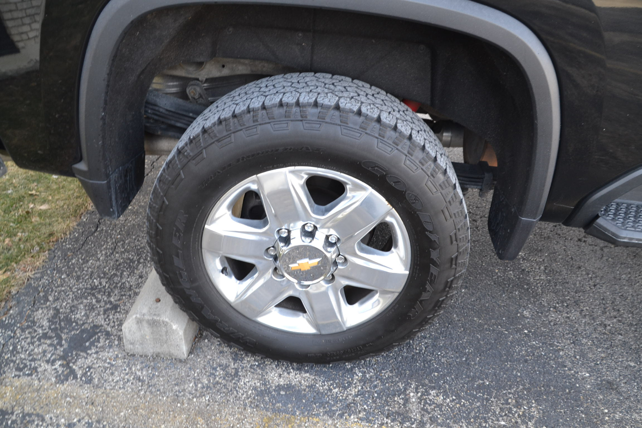 Chevrolet Silverado 2500HD LTZ Crew Cab Short Box 4WD 2023