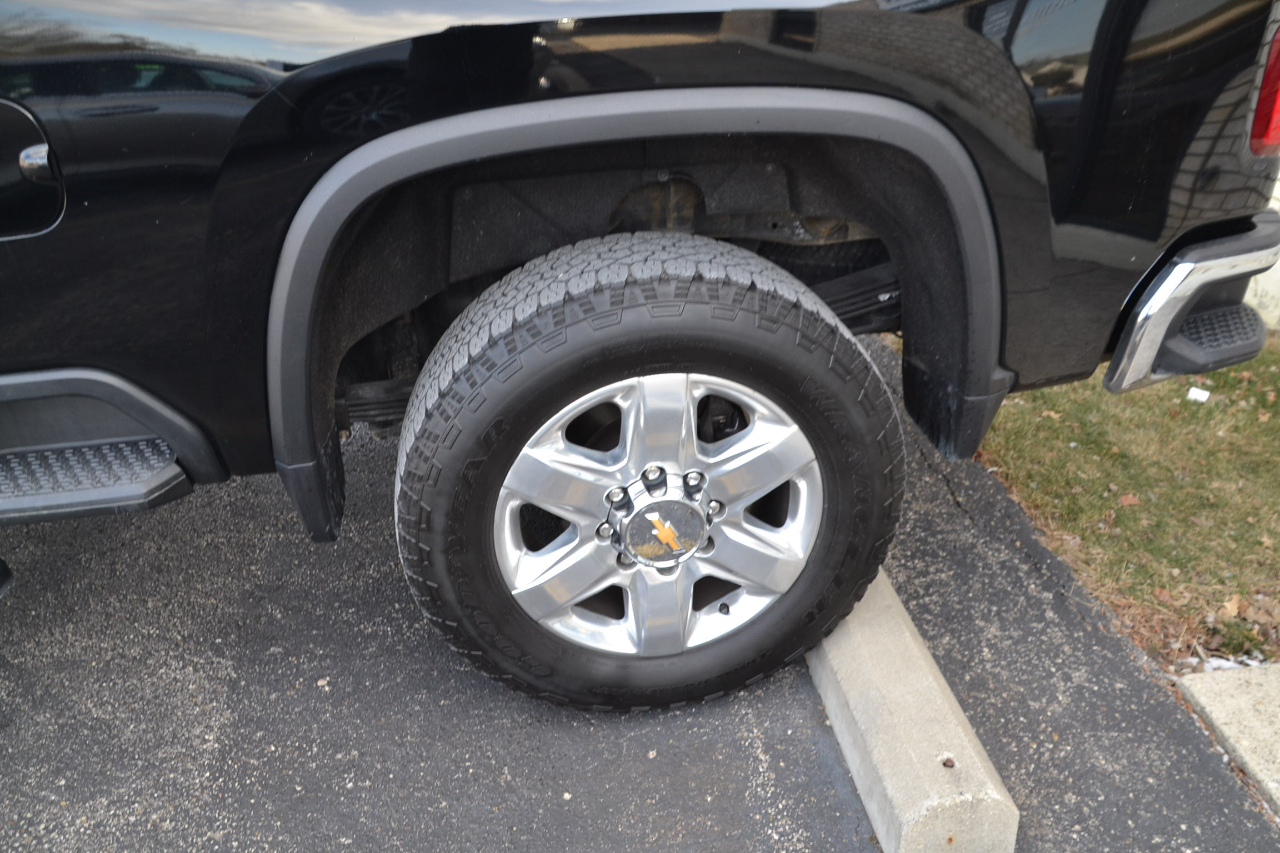 Chevrolet Silverado 2500HD LTZ Crew Cab Short Box 4WD 2023